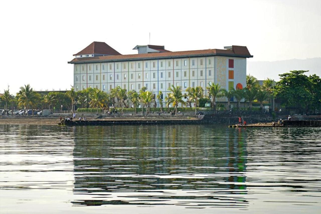 Singaraja Hotel - Chse Certified Extérieur photo